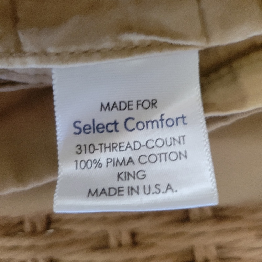 Select Comfort King size sheet + fitted sheet plus 2 Standard size pillow cases